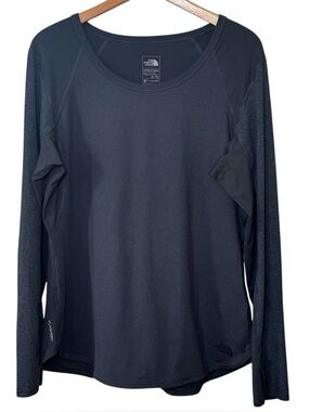 The North Face Charcoal grey Long sleeve FlashDry Shirt Size Women's XL.